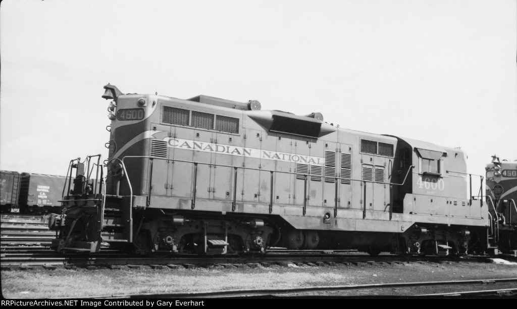 CN GP9 #4600